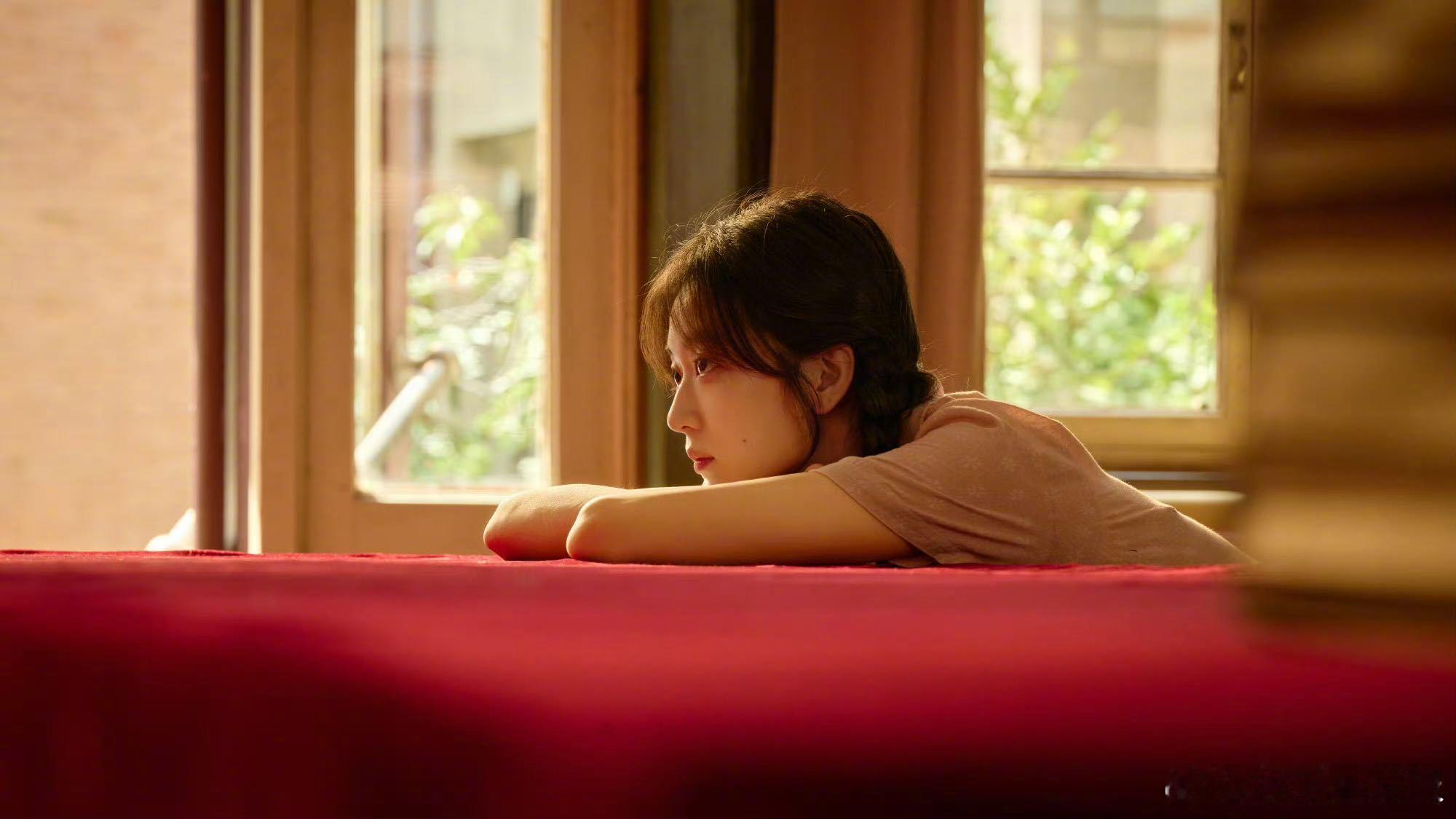 孙千新剧口碑 孙千这次费霓真的表现得很不错吧，生活化演技松弛自然，演出了那个年代