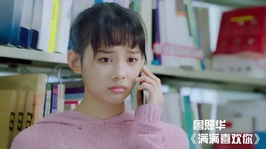 1.葡萄和栗子两家昨晚进行了交流，一边享受着很多食品还一边说什么0.1、80好像