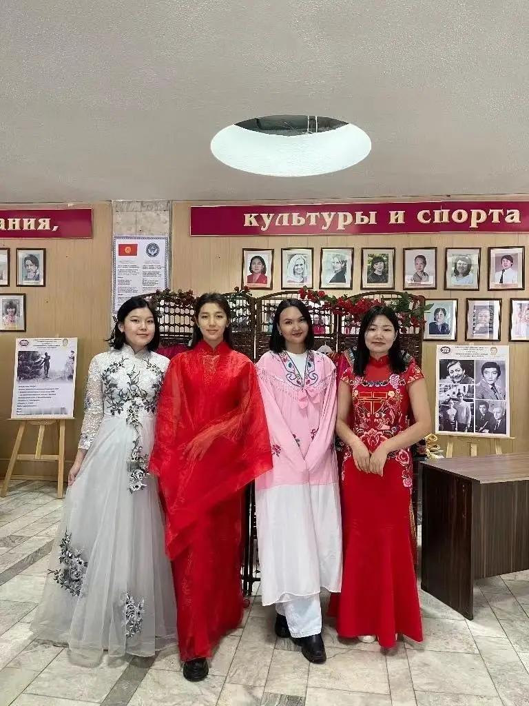 你能想象吗？一个与中国相距1378公里的中亚国家——吉尔吉斯斯坦，竟然与中国有着