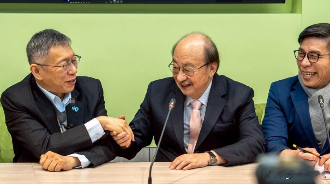 柯文哲推“绿白合”  为的是跟赖清德“讨价还价”

民众党前主席柯文哲上周以游说