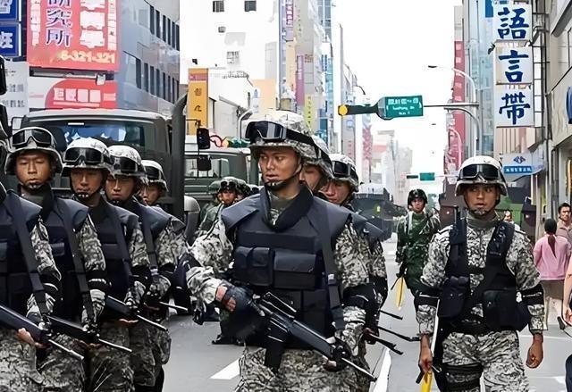 台湾当归在即！问题来了，当部队开始登陆，履行接管台湾的责任时，台湾还有30万武装