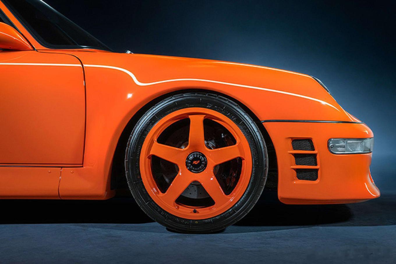 大V聊车 这是RUF在一个上世纪90年代被保留下来的全新RUF CTR2 Spo