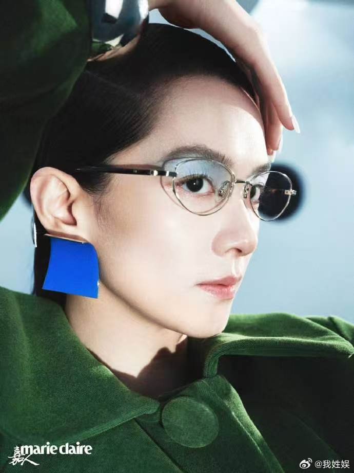 陈昊宇好考验骨相的造型 终于明白为什么说她是骨相美女了！陈昊宇驾驭住了最挑人的大