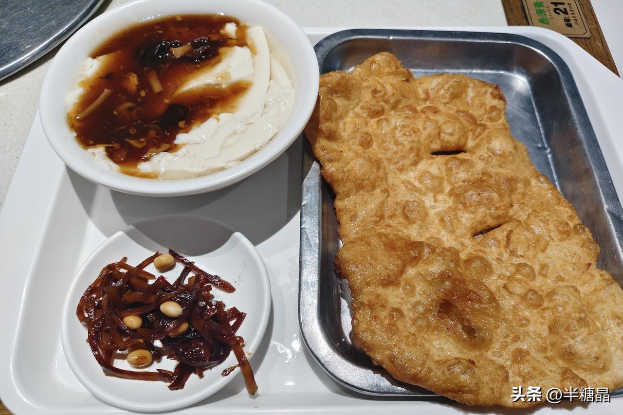血压高脑梗  脑梗控制血压，
血脂稠心梗！心梗控制胆固醇
​ 预防脑梗须要降压，