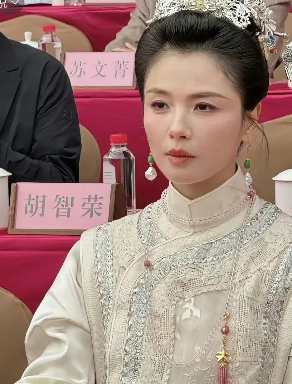 刘涛当年拍《妈祖》，特意在妈祖庙投掷了三次圣杯，得到了妈祖的认可，最无法解释的是