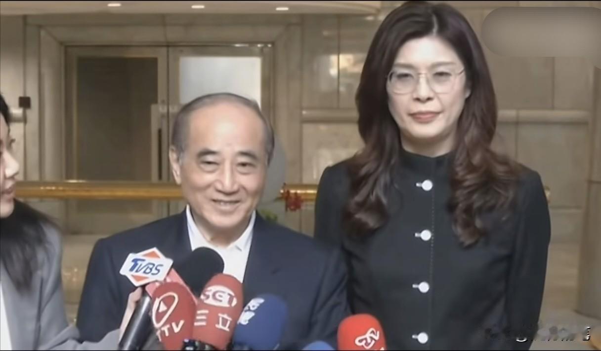 原来郑丽文访问大陆回台湾没几天就去拜访王金平是有目的的。

众所周知，虽然郑丽文