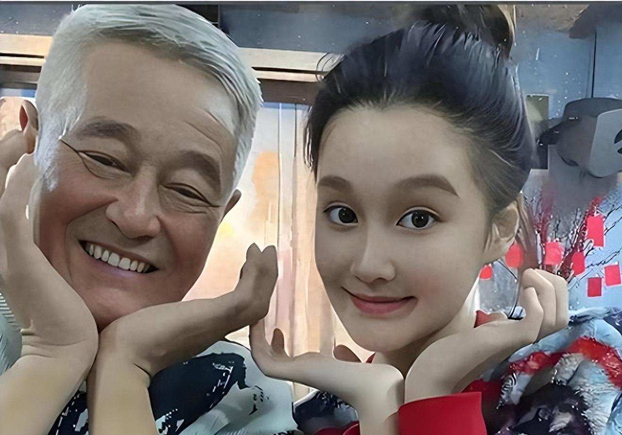 谁家锅底没有灰？球球抑郁，揭开赵本山家庭的“隐秘角落”
当球球在直播中自曝躯体化