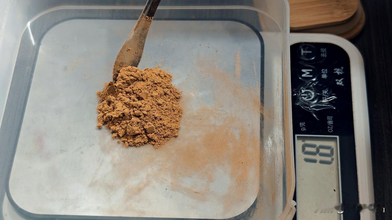 今年，古法合香这项传统手艺，在哈尔滨悄悄流行起来，成为不少年轻人喜爱的手作活动，