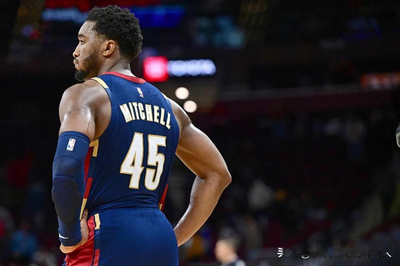 NBA杯赛东部A组
骑士主场120:109大胜步行者
骑士队首发四人砍下20+（