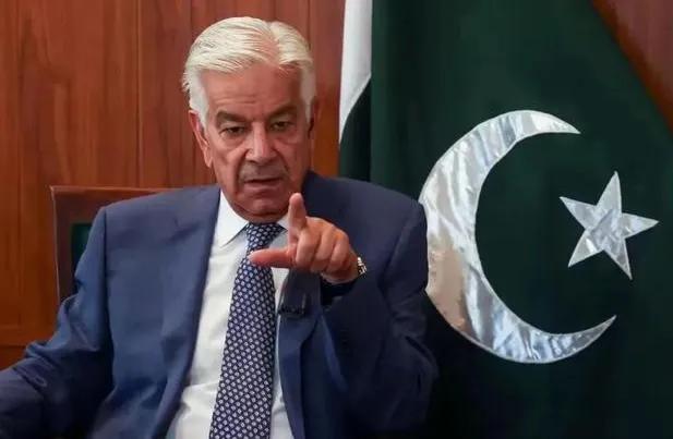 2025年10月30日，巴基斯坦三军情报局（ISI）作战室里，参谋长卡卡尔中将手