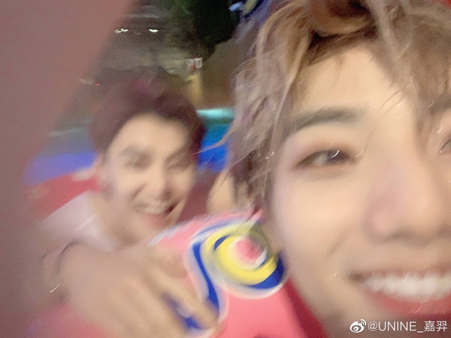 UNINE下海男集邮中… 