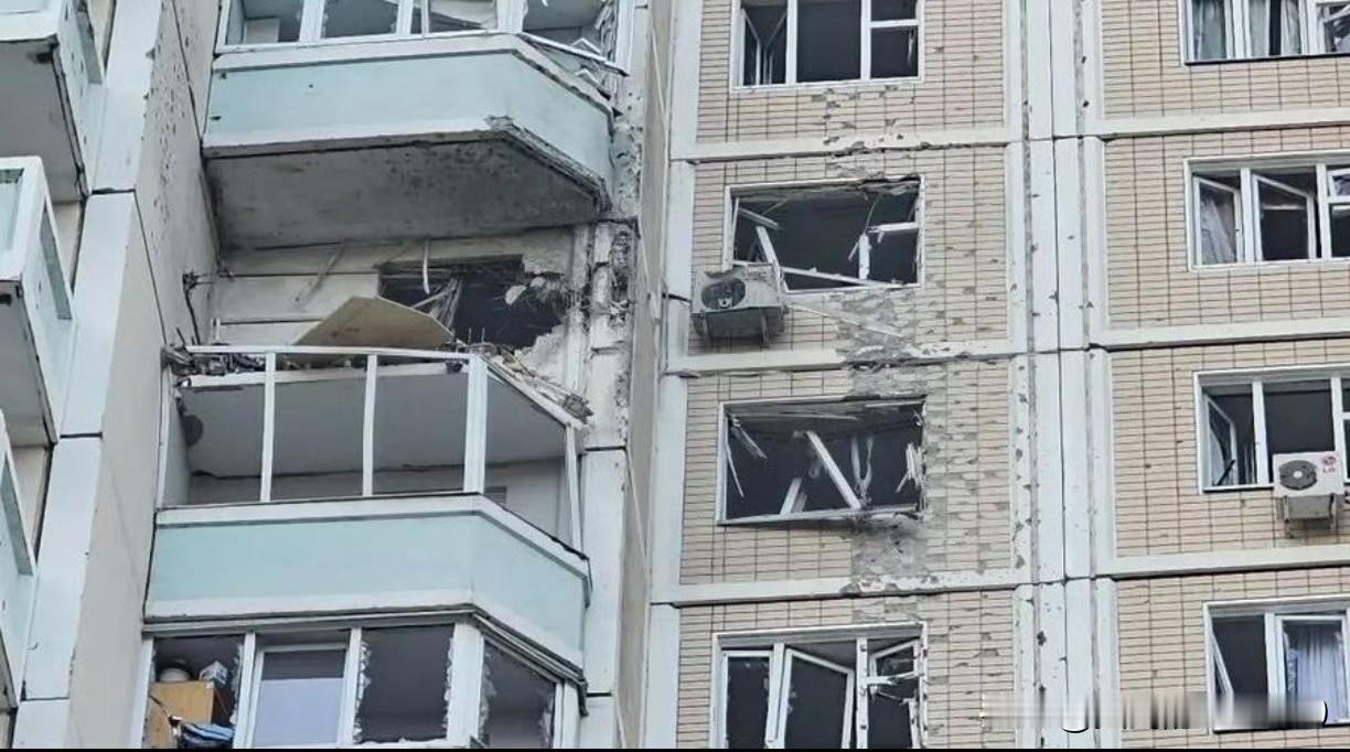 印度驻俄罗斯大使馆称，一名印度工人乌克兰无人机袭击莫斯科周边地区时丧生，另有三名