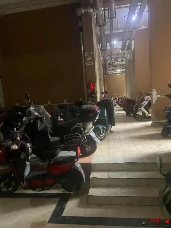 造成15人死亡的居民小区发生火灾已经不是一次了，之前就曾经发生过2次火灾，一次是