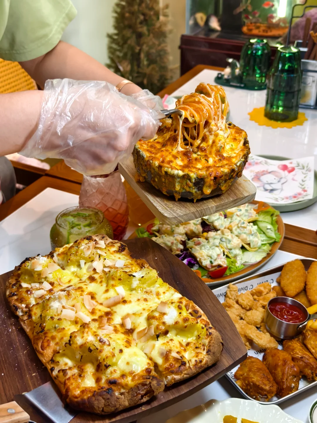 对不起❗️这家披萨店芝士脑袋真的出不去