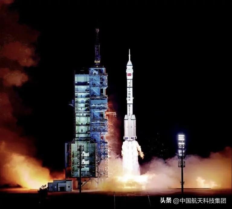 中国航天史上的今天【2021年10月16日神舟十三号载人飞船成功发射】2021年