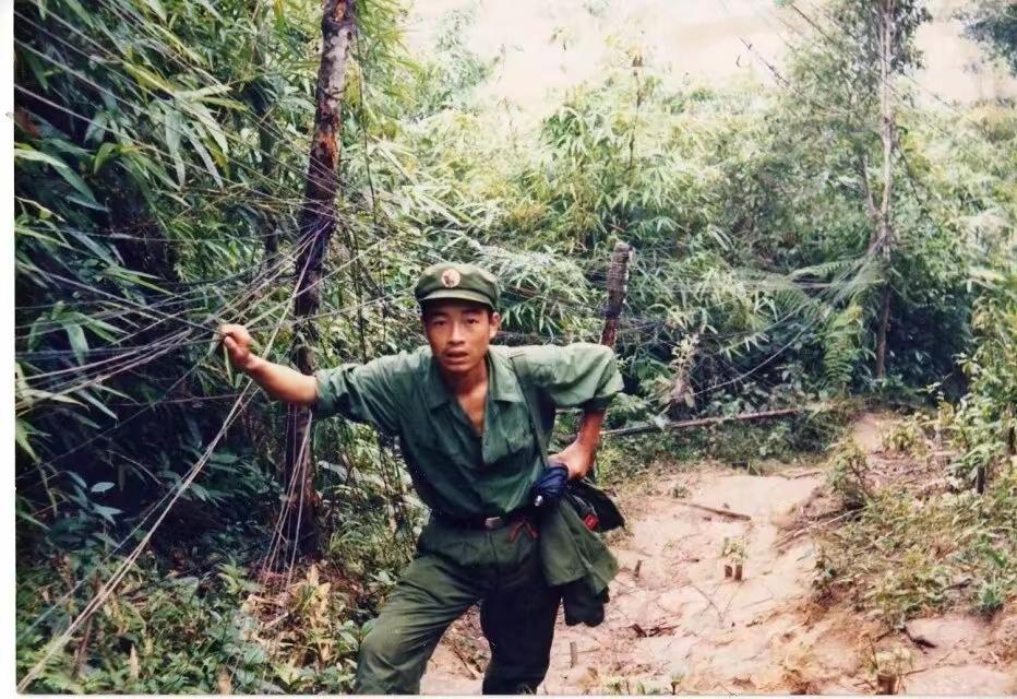 炮一旅通信连甘肃籍参战老兵刘志勤，参战时配属47军。