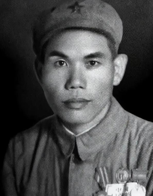 1955年，四野资深旅长王化一，得知授少校军衔，转身对组织干事，苦笑道：“太丢脸