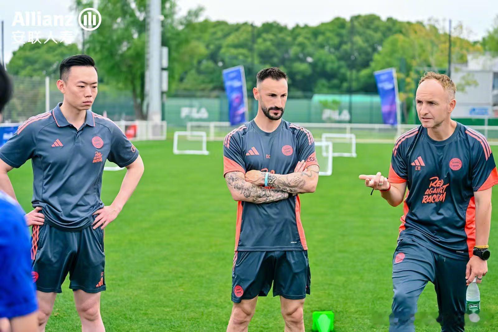绿茵砺技，聚力成长！⚽MoveNow2026 足球营训练时刻！专业教练团队全程指