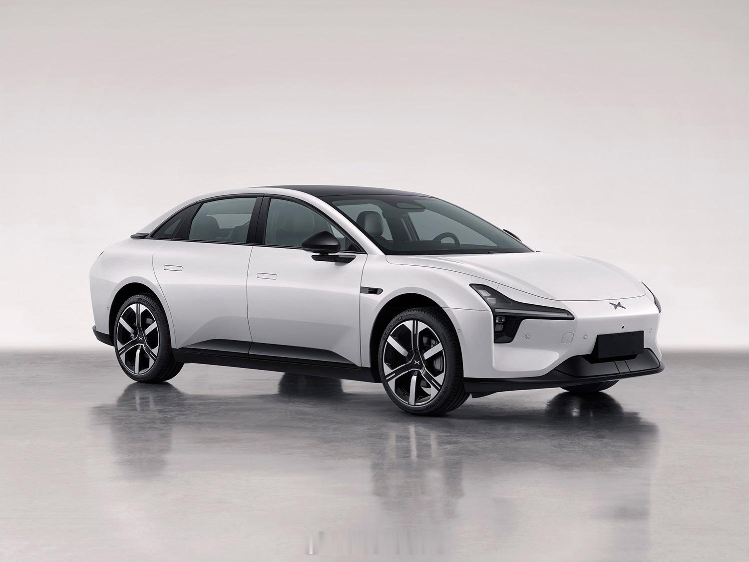 工信部公布第401批新车目录，小鹏MONA M03 改款登场。新款长度比现款长了