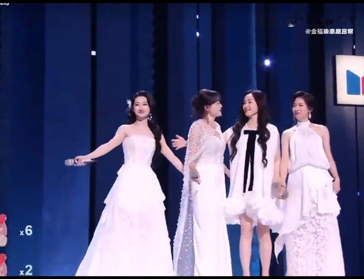 城北的花故事感叶一茜、范玮琪、侯宇、何宣林声线适配度满分，温柔交织的唱腔，把岁月