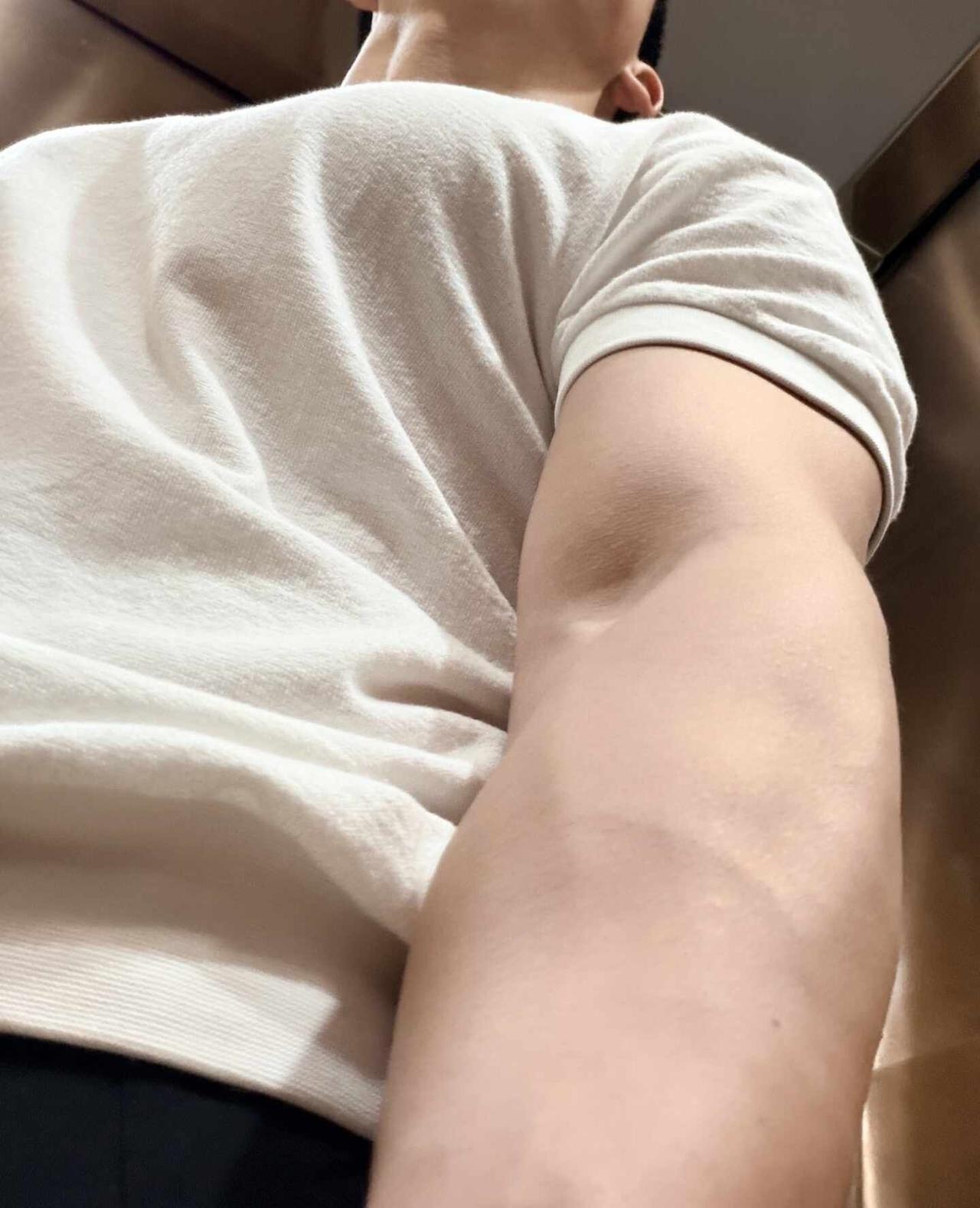 我也想要
试试这么拍毫无训练痕迹但很上头