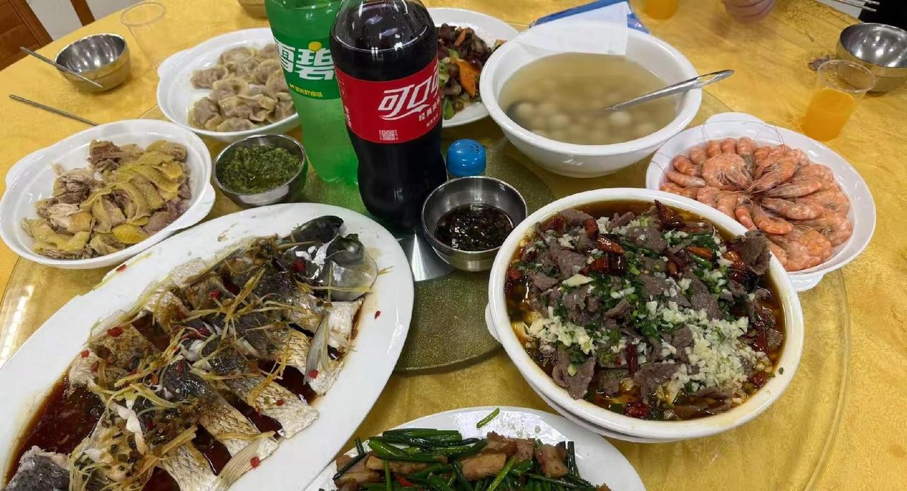 为了生活，一晃不知独自一人在外过多少年了！㊗️福大家新年快乐！生活、工作一切顺心