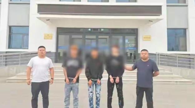 甘肃兰州一名姓陈的成年男子，私底下和陌生女子谈好600元的价格交易特殊服务，可当