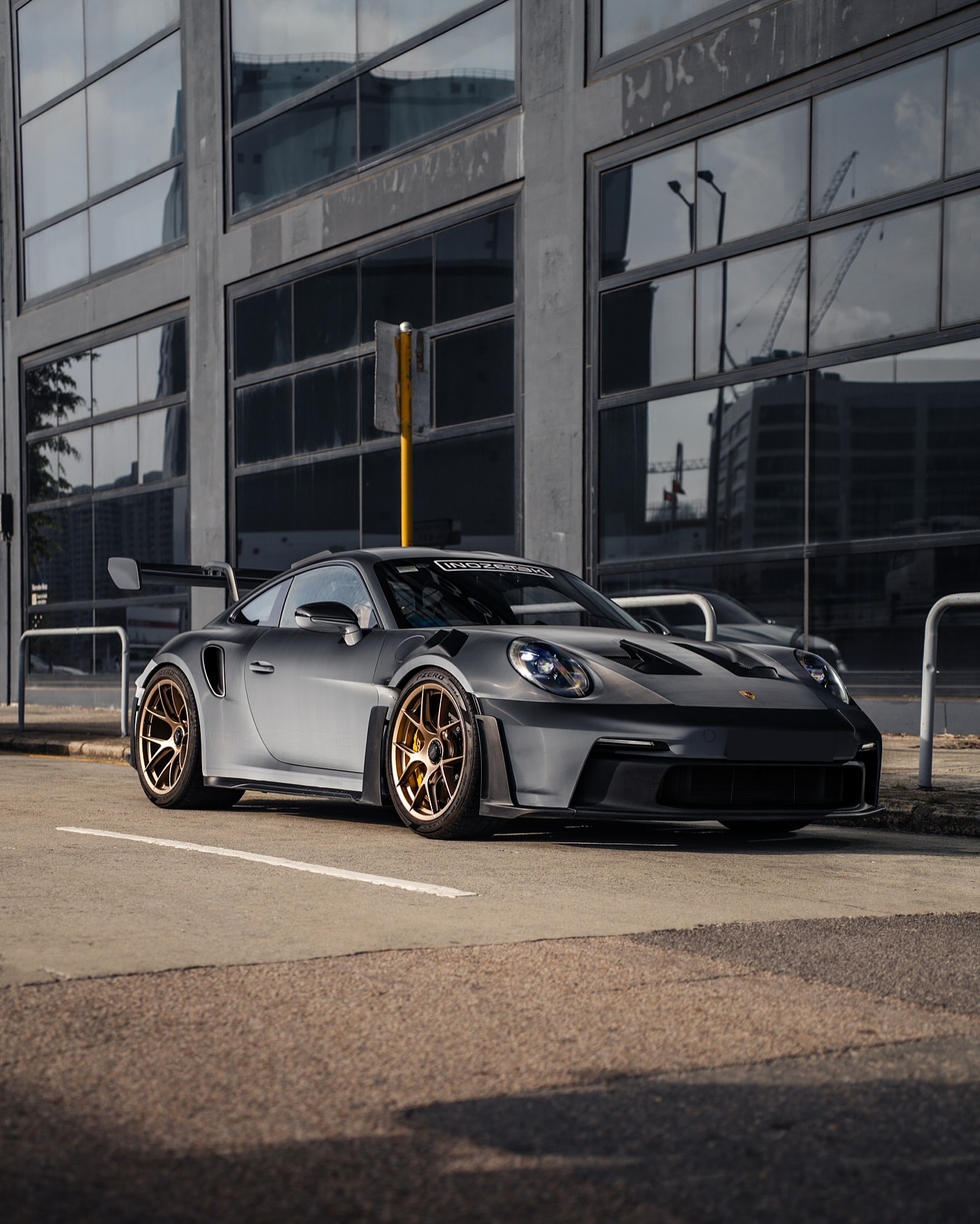 早安！这辆保时捷992 GT3 RS...保时捷911老纪侃车car时尚豪车超跑