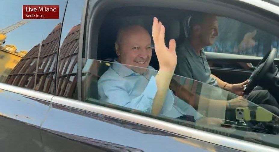 比亚辛：国际米兰的引援目标清单如下：一名门将、一名边翼卫、两名后卫以及一名中场。