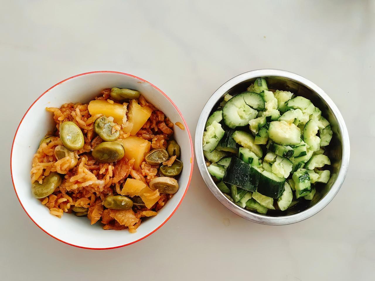 简单饮食，也可以很幸福

今天是女神节，正好是周日。

在我看来最好节日方式就是