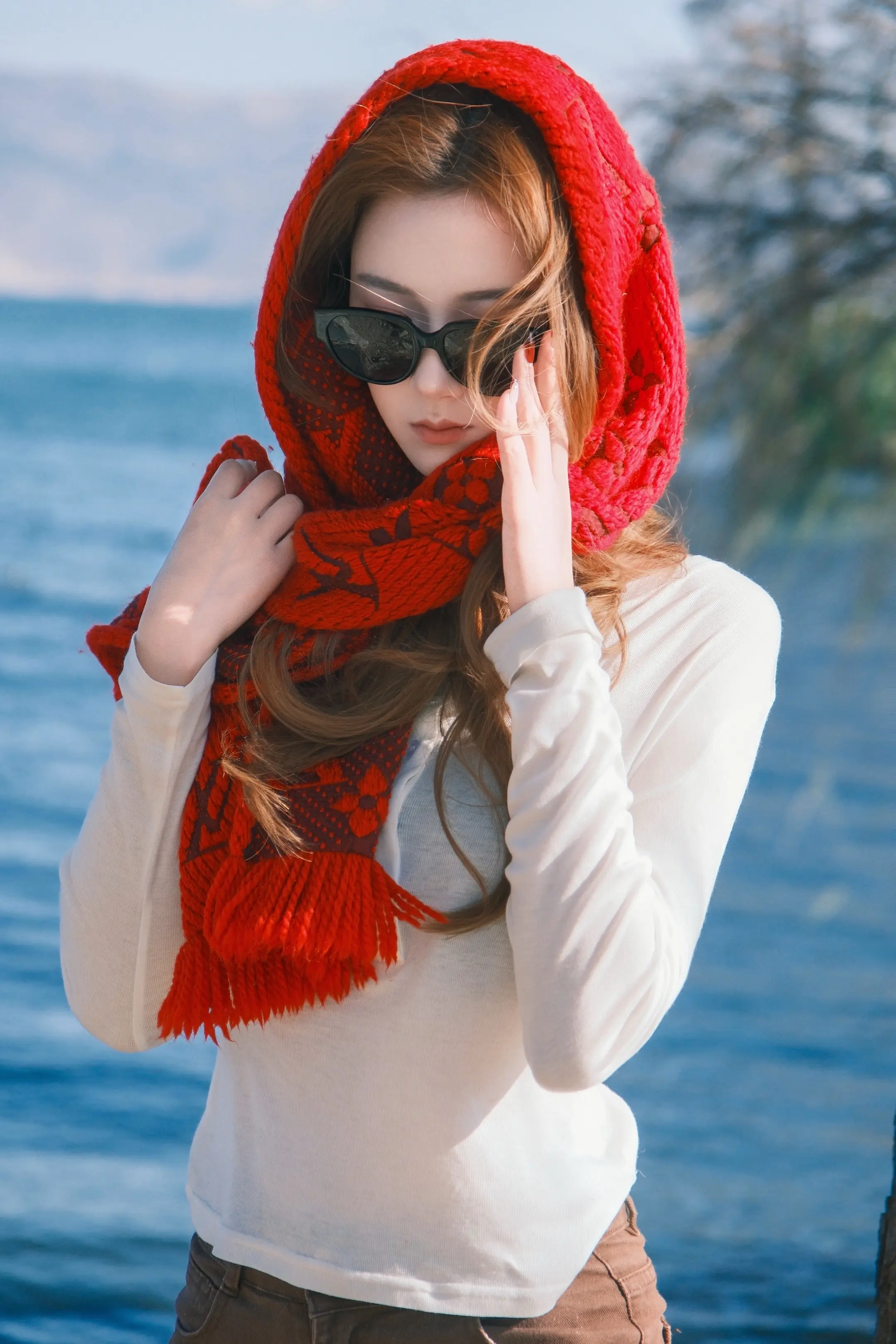 再见 我们要去明天。