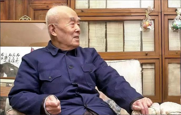 两次患癌却能活到98岁，北大终身教授季羡林告诫世人的话，一针见血：人老了，最好的