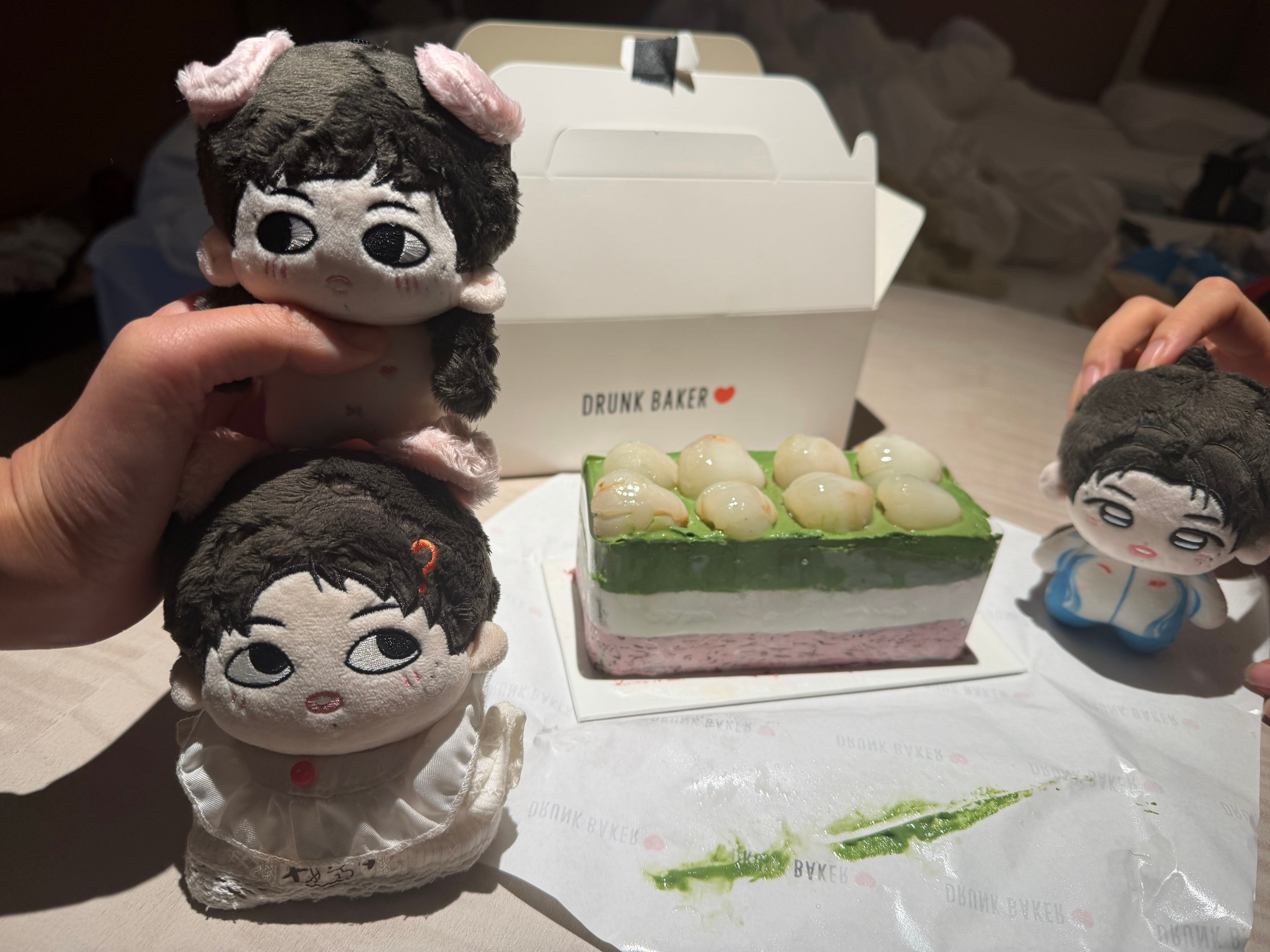 孩子们都来吃蛋糕