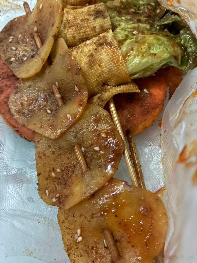 垃圾食品真好吃嗝