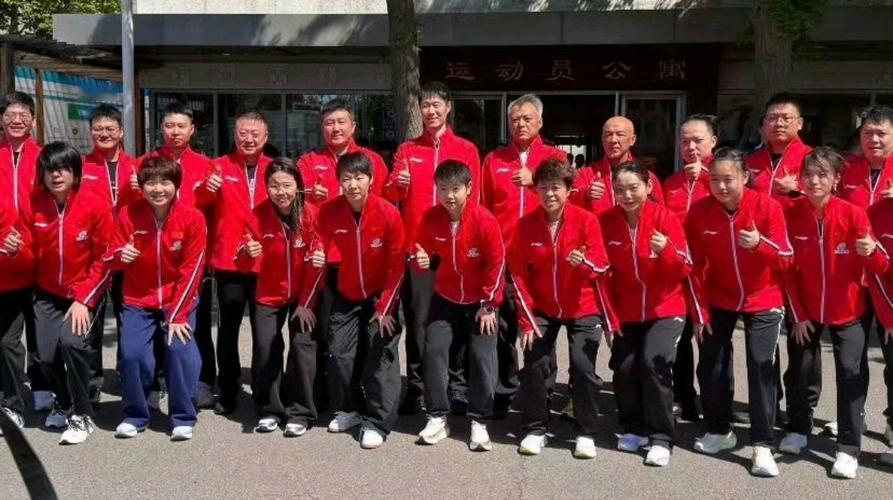 国乒重磅赛事开打！顶尖主力全出战
 
眼下最火的就是伦敦世乒赛团体赛，正热火朝天