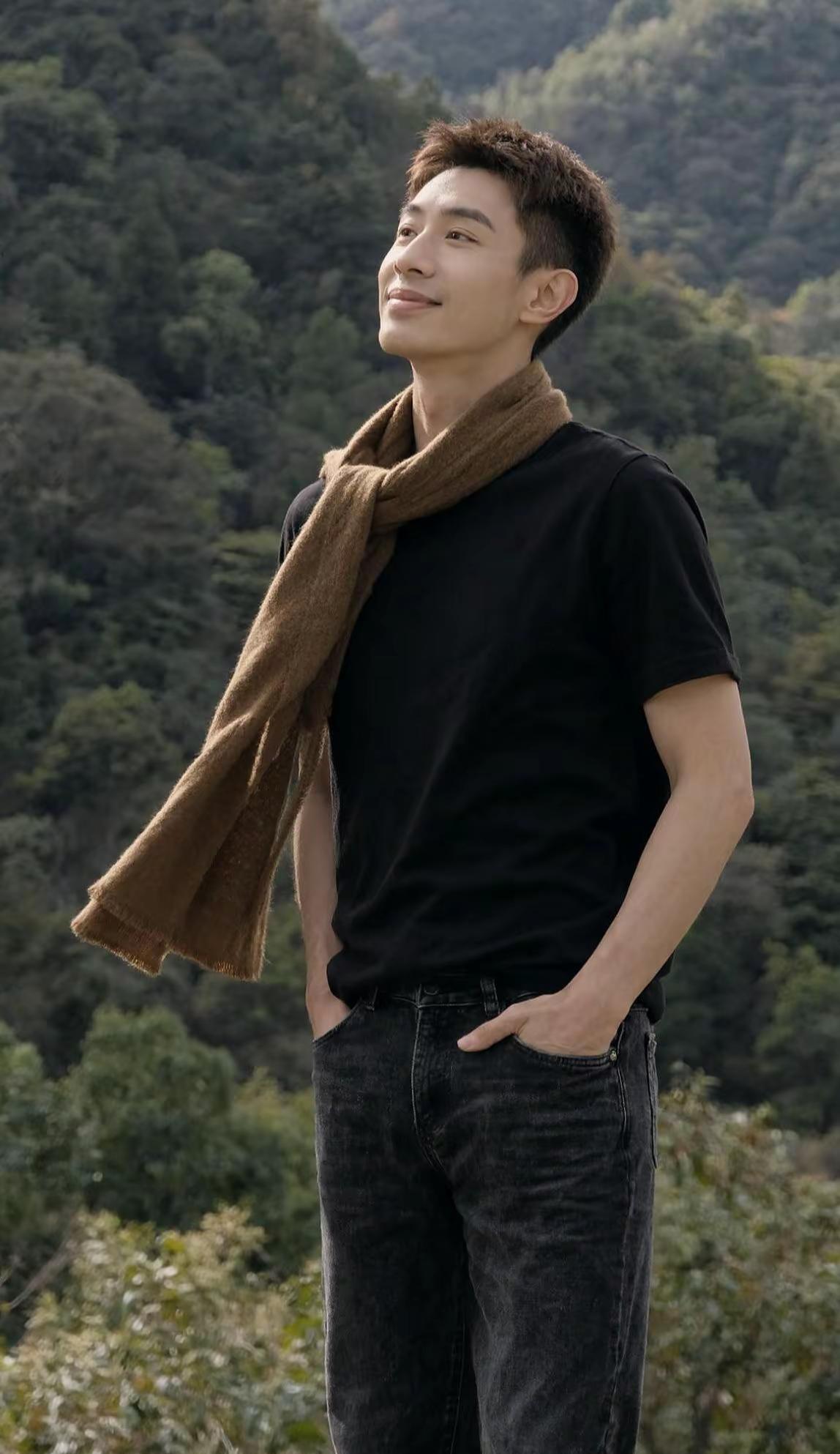 AI山林清新照 抖音ai创作 爬山推荐 爬山 登山