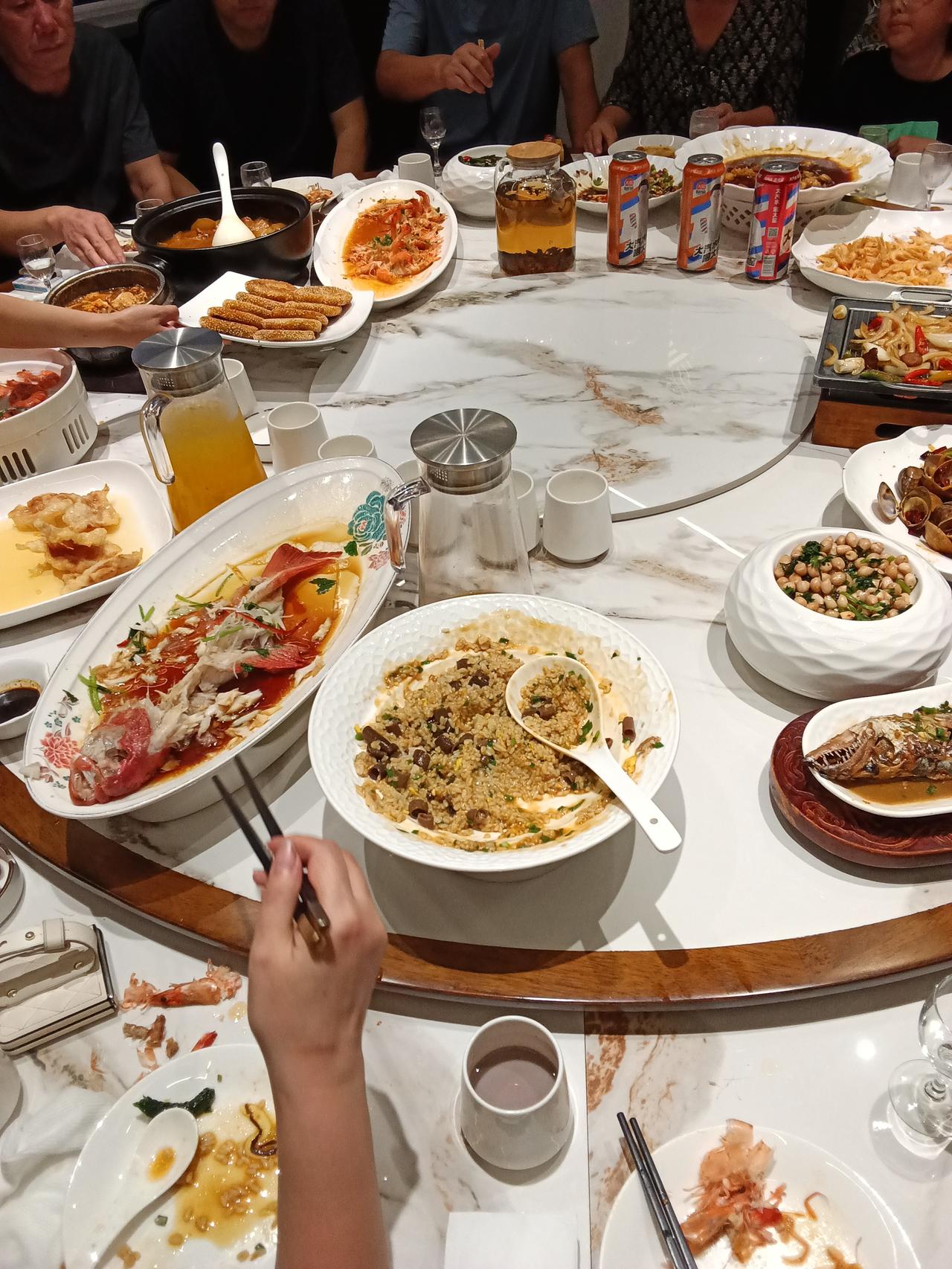 中秋团圆中的知识传递
岛国归来的外甥女讲健康

今年的国庆与中秋让国人增加了一天