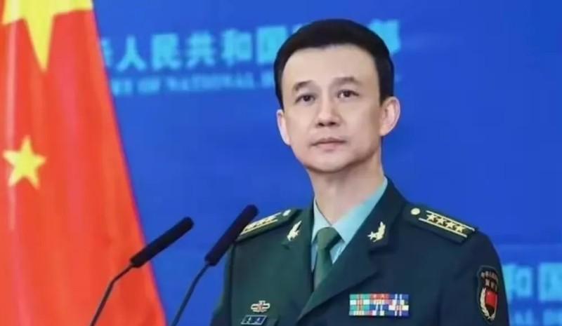 特朗普万万没料到，6国齐刷刷采购中国大量武器，突然武官换将，六国军购与中国武官换