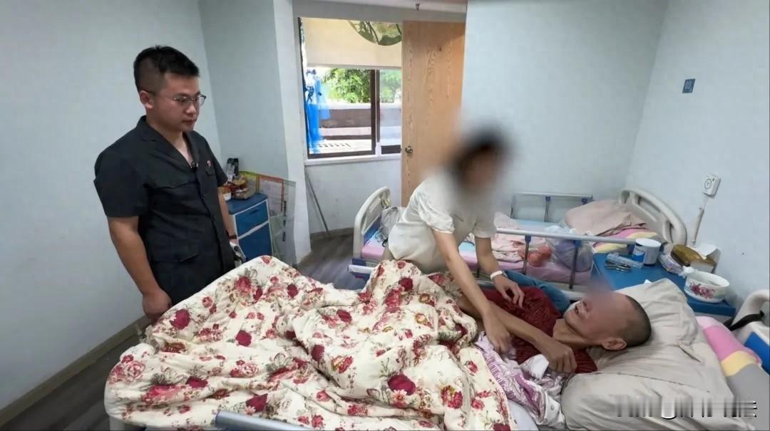 上海，一61岁老人与相差15岁的女子重组家庭，之后患上血管性痴呆，长年卧于养老院