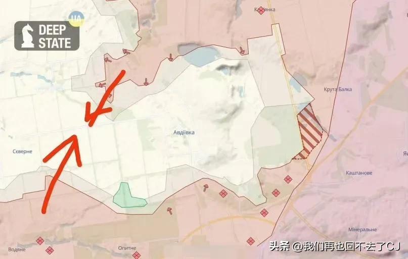 现在，阿夫杰耶夫卡城区乌军被物理包围仅剩不到一公里的距离了，都是翻浆田野和烂泥土