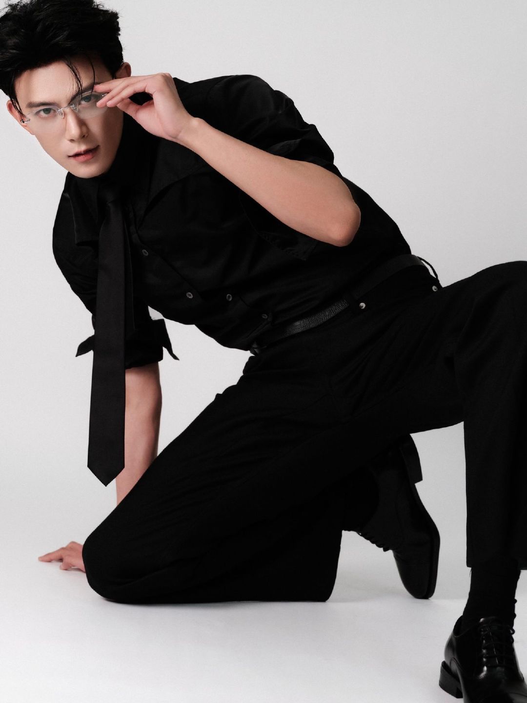 邓凯上桌 邓凯升咖 邓凯上桌，咱就说谁看了逐玉的齐旻能不说一句疯批又带感啊，咱就