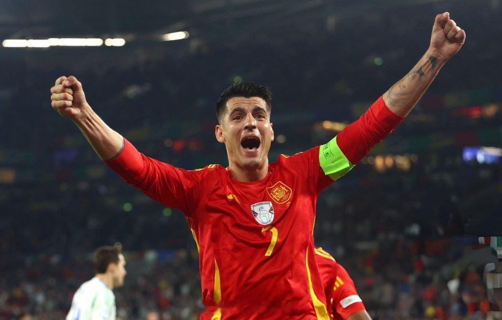 莫拉塔:当我看到伊布给我打电话时，我就不再多想什么了，没有其他球队像米兰这样想要