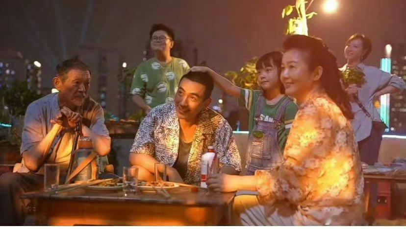 嘤，以前是最喜欢的一张图，现在最喜欢的两张图[苦涩]朱一龙万梓强朱一龙空枪朱一龙