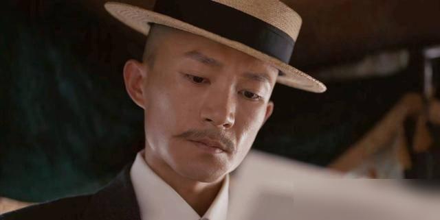 最后一秒出场的小虎，才是《大生意人》真正的核弹。最近追这部剧到结尾，看到少年抖开