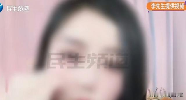 河南，一男子在短视频上迷恋了一个漂亮女主播，女子说她已经离婚了，只要男子对她好，