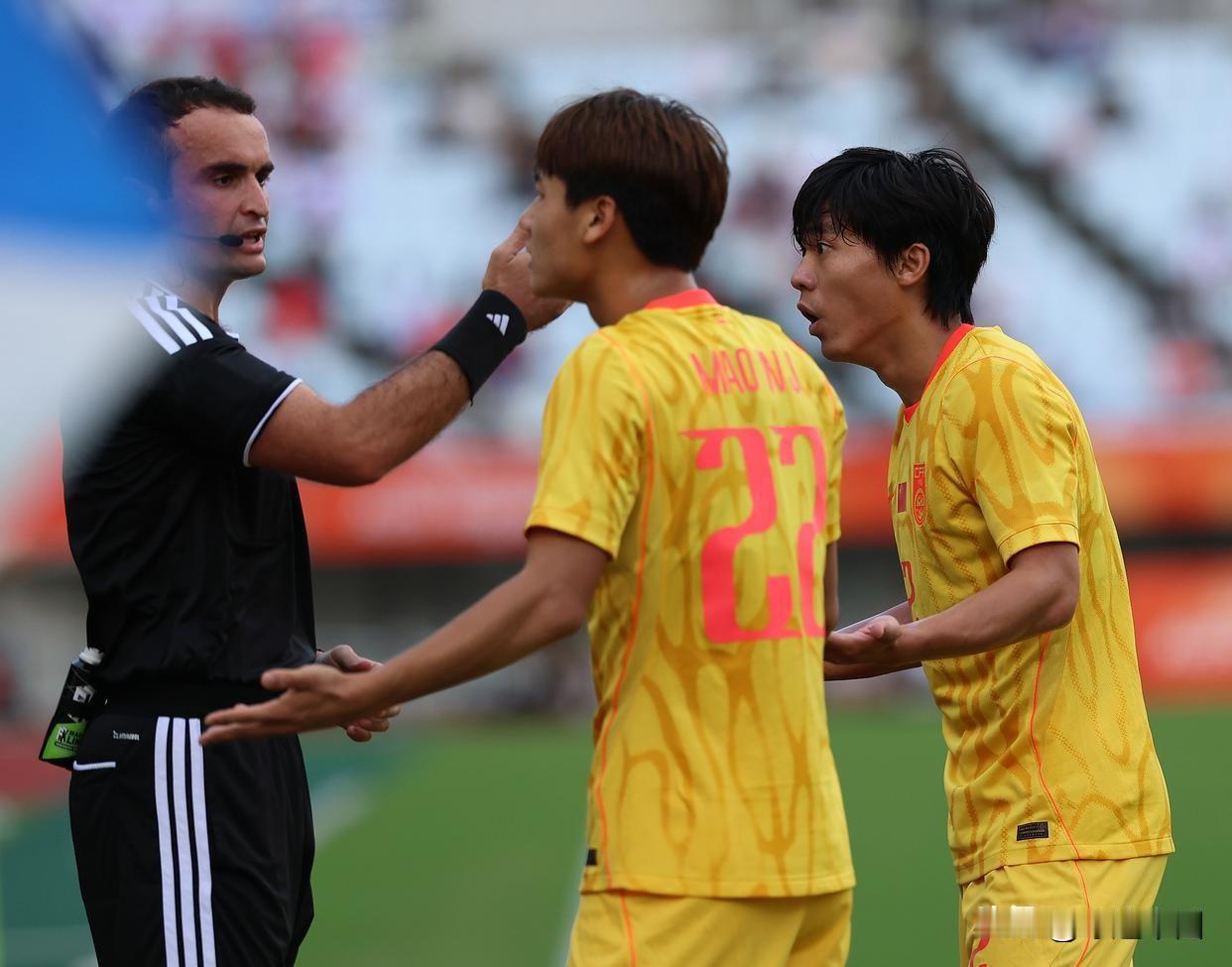 幸亏日本点球大战赢下乌兹别克斯坦，不然中国队连争夺铜牌的机会都没有。
 
名古屋