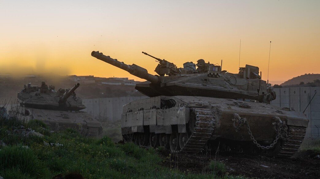 以色列女兵将进入装甲兵部队今天，以色列最高法院一致裁定，以色列军人有法律义务尽可