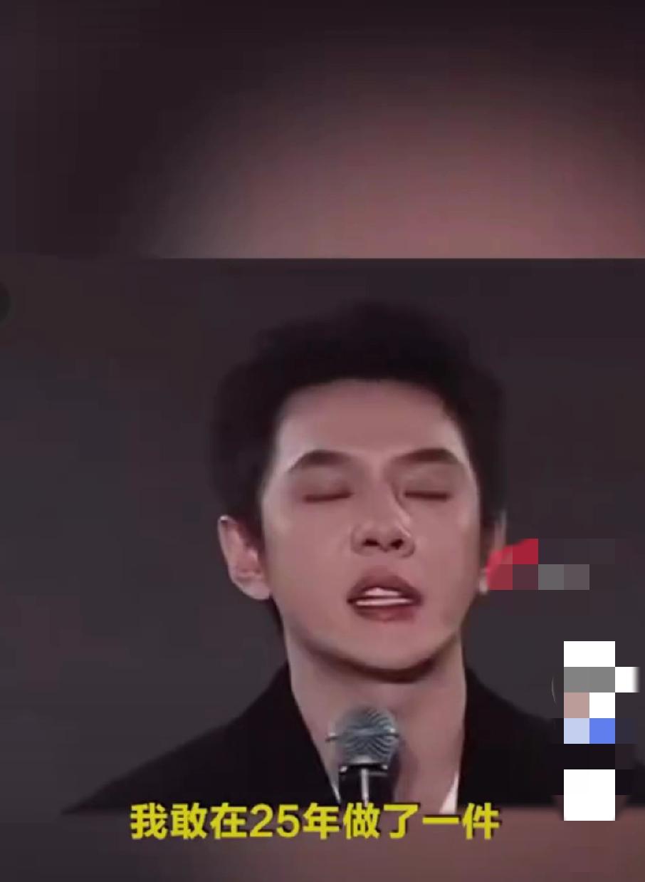 淘宝直播十年，李佳琦终于按下暂停键：他怕的从来不是不红
 
在淘宝直播十周年庆典