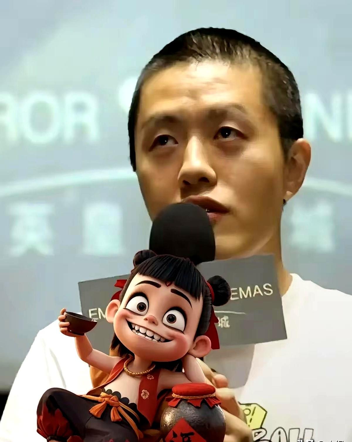 终于搞懂了！哪吒剧组全员"躺平"不去华表奖领奖，根本不是饺子飘了，而是人家忙到脚