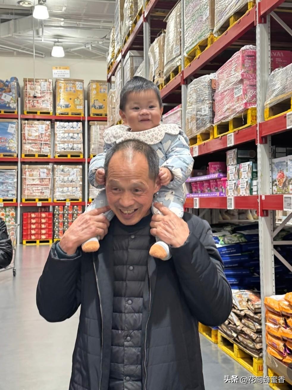 有了孙子才懂：
人这辈子最大的底气 从来不是存款
 
有了孙子之后我才慢慢醒悟，